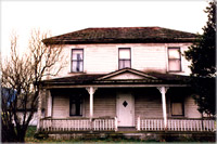 Where-do-ghosts-exist-haunted-house