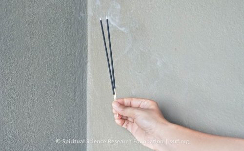 2. Lighting an SSRF incense stick